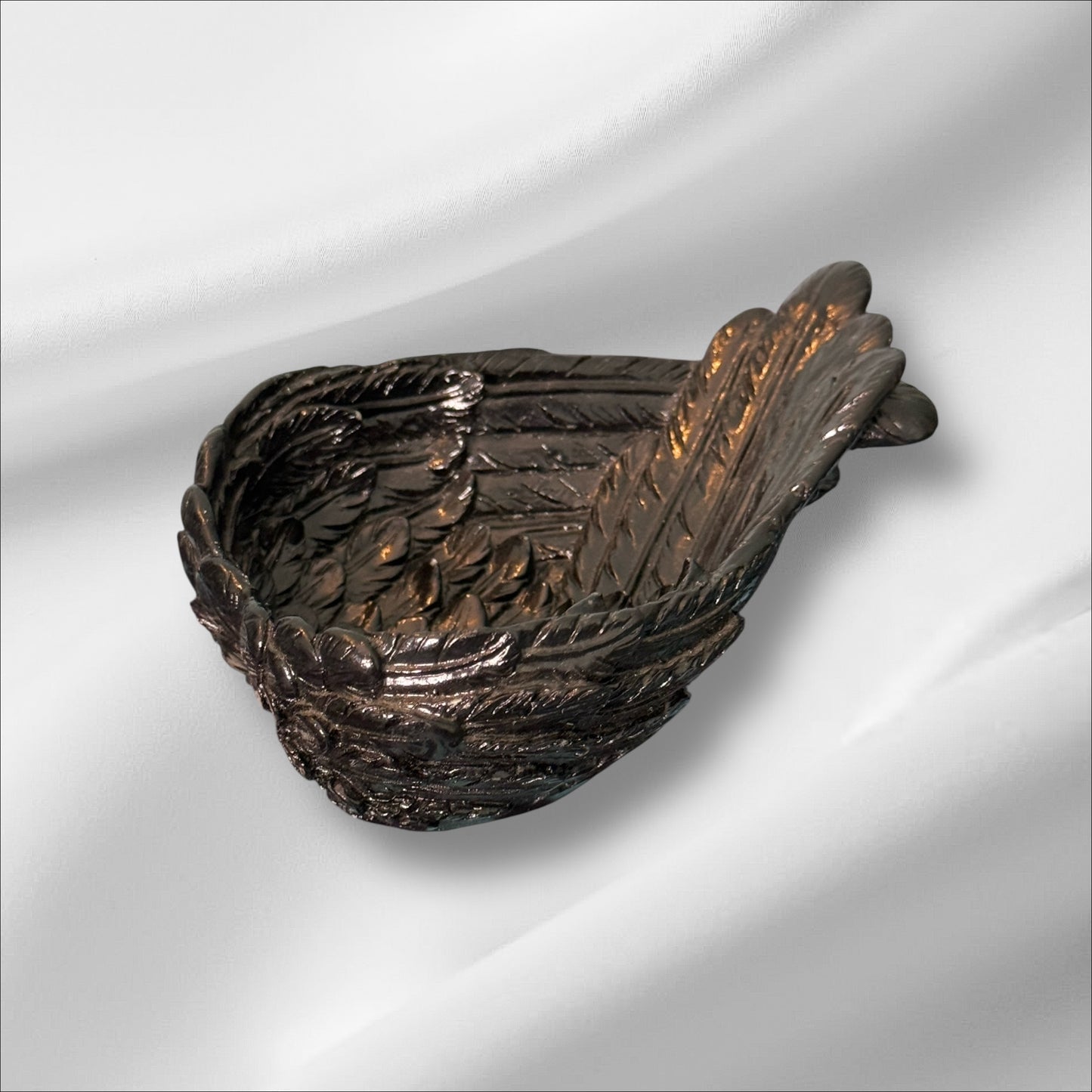 Resin Wing Bowl