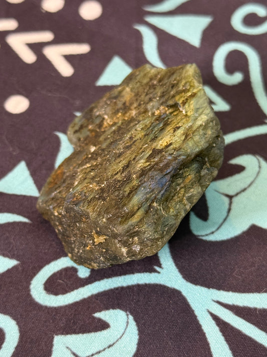 Labradorite Raw