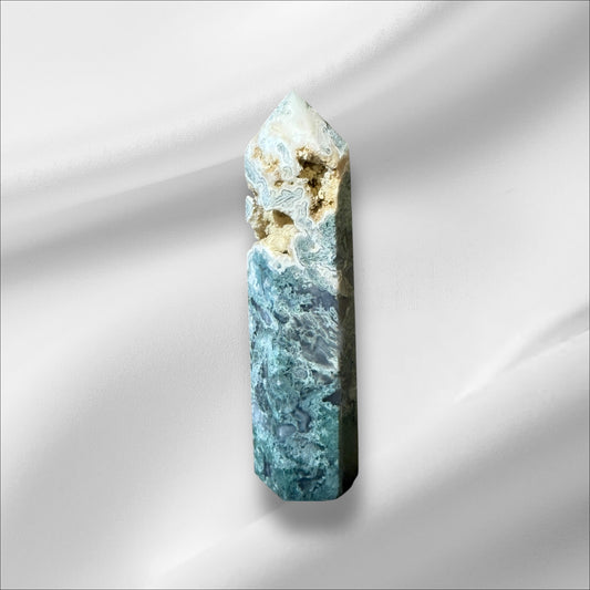 C12-89 Moss Agate with Druzy