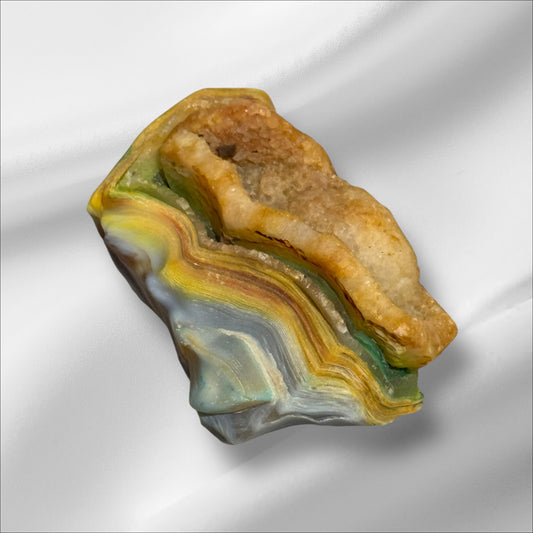 Dyed Agate with Quartz