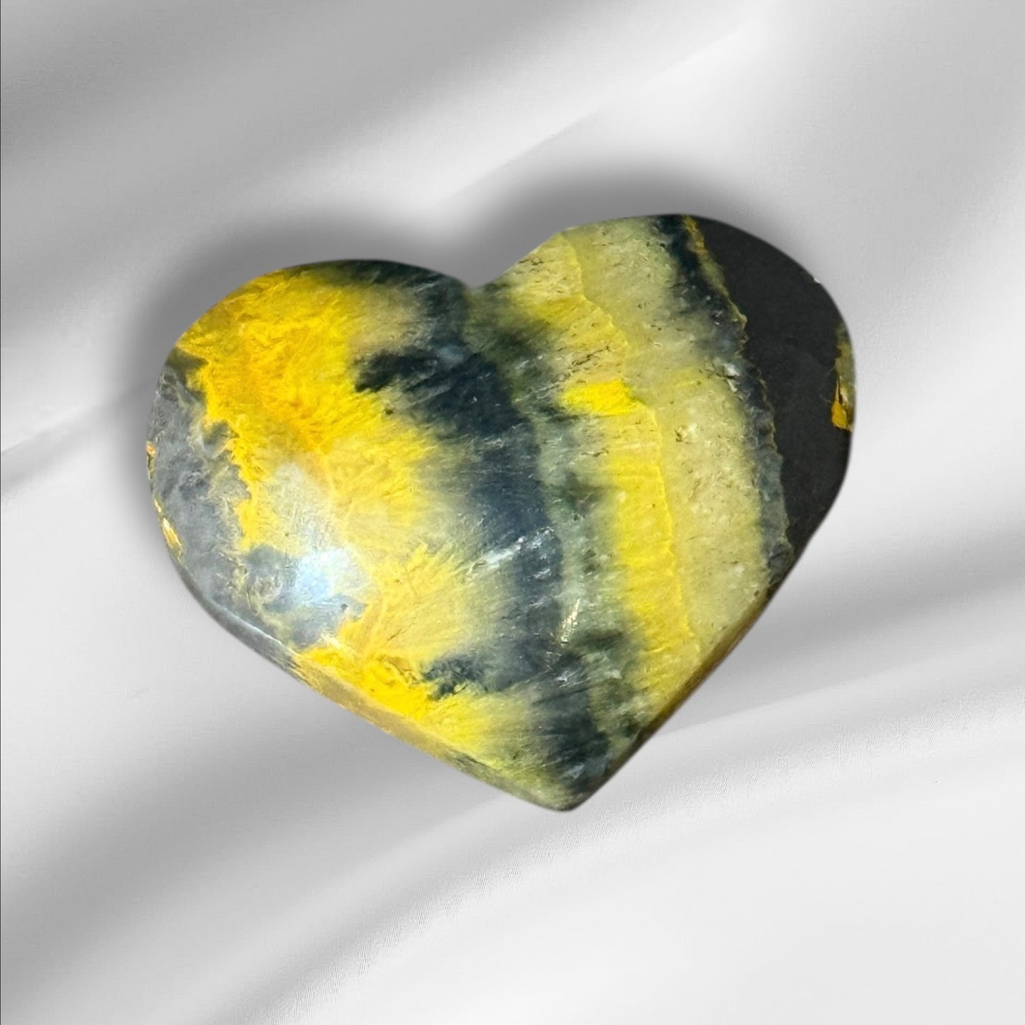 C12-82 Bumblebee Jasper Heart