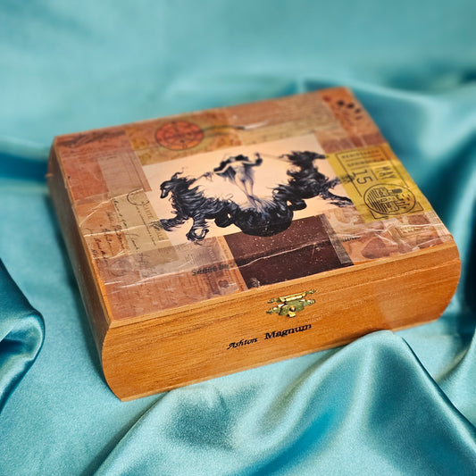 Witching Hour Box Sp7 image 2